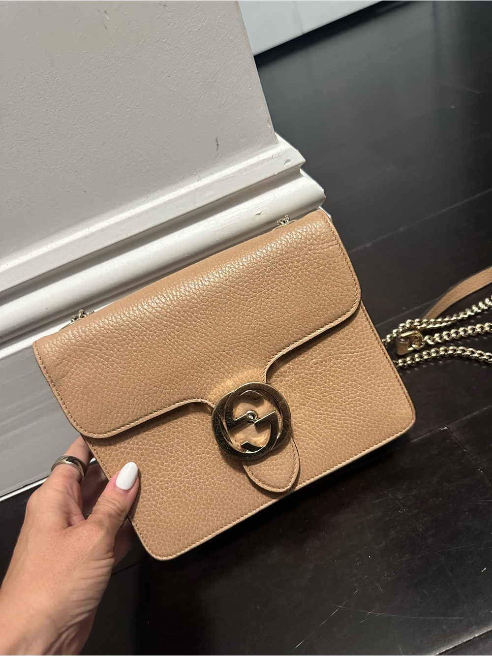 Gucci Beige Pebbled Leather Chain Crossbody